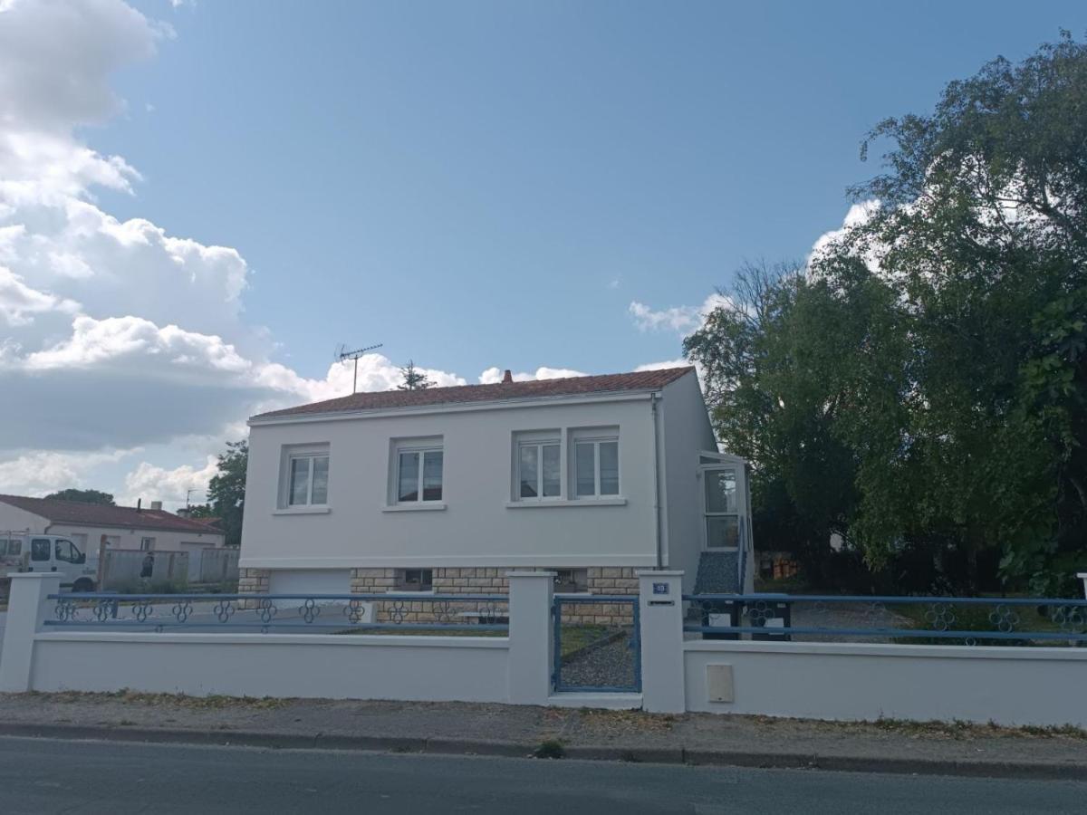 La Jarrie Charmante Maison Entre Mer Et Campagne מראה חיצוני תמונה